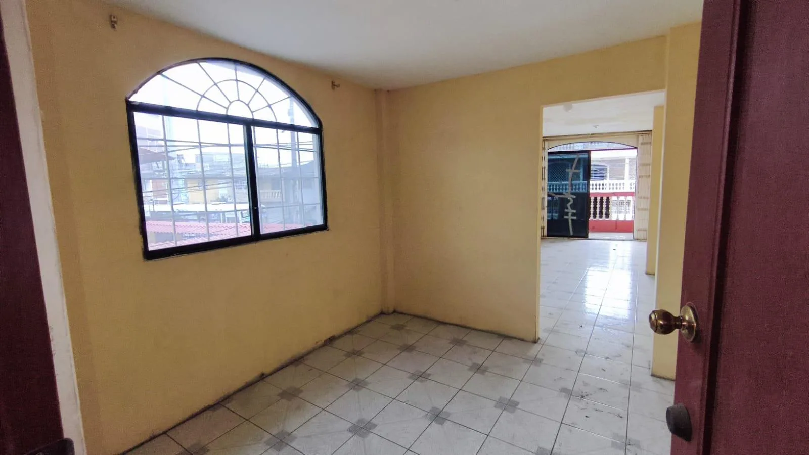 Casa Rentera Esquinera en Venta Sur de Guayaquil, Cipreses RonR