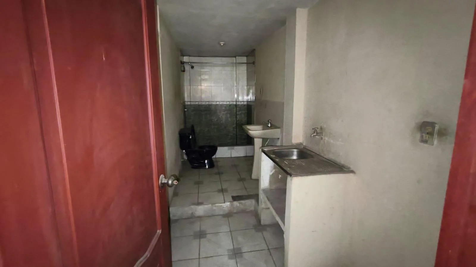 Casa Rentera Esquinera en Venta Sur de Guayaquil, Cipreses RonR