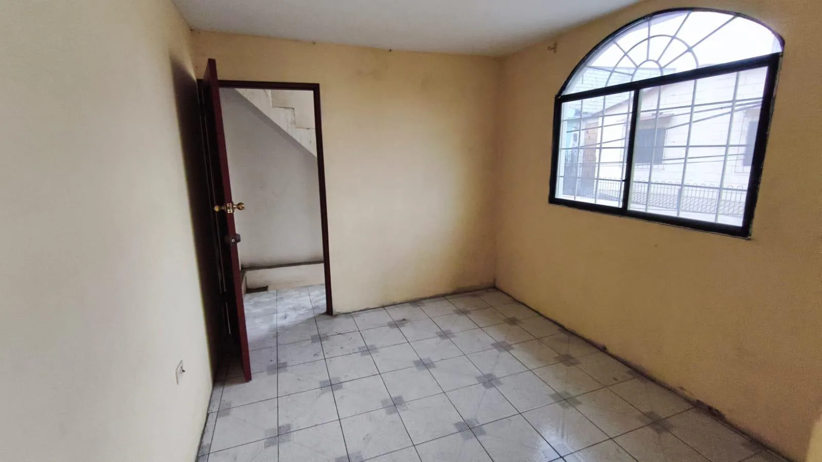 Casa Rentera Esquinera en Venta Sur de Guayaquil, Cipreses RonR