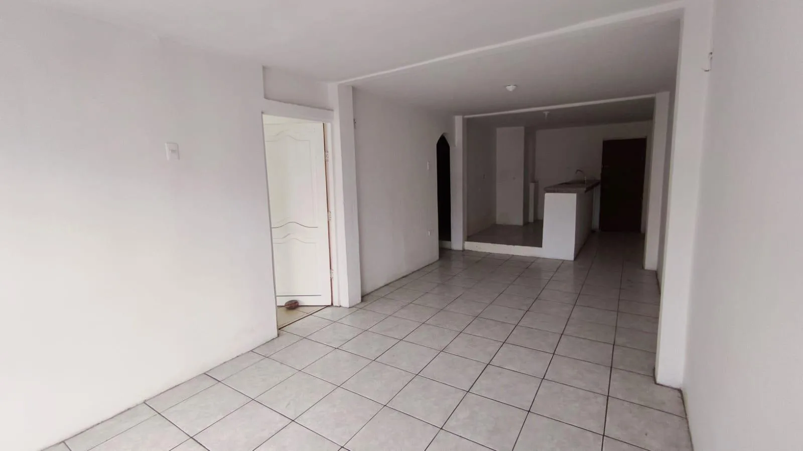 Casa Rentera Esquinera en Venta Sur de Guayaquil, Cipreses RonR