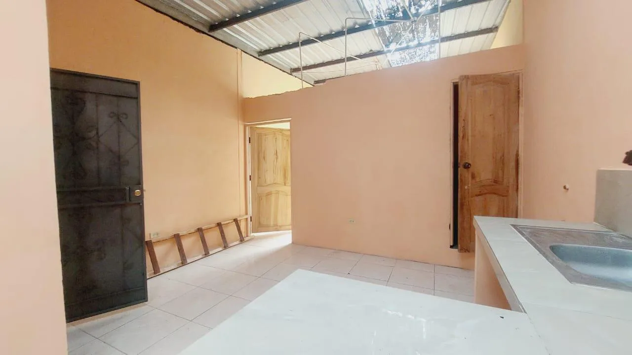 Casa en Venta Ciudadela Pajaro Azul, Norte de Guayaquil GraC