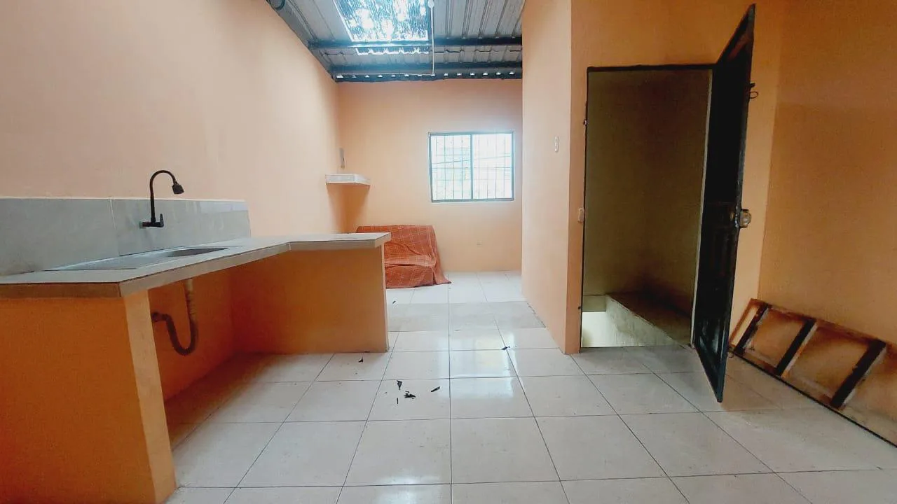 Casa en Venta Ciudadela Pajaro Azul, Norte de Guayaquil GraC