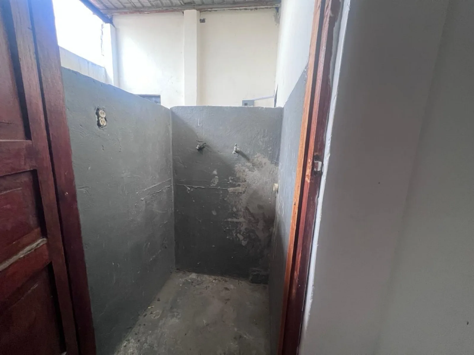 Casa rentera en Venta en La Prosperina AndB