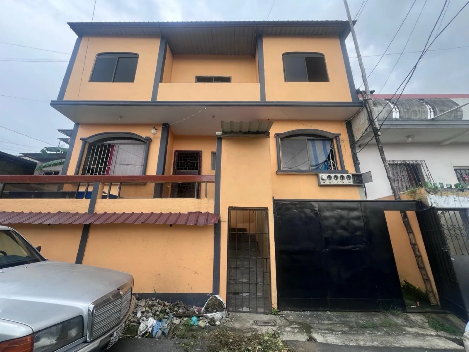 Casa rentera en Venta en La Prosperina AndB