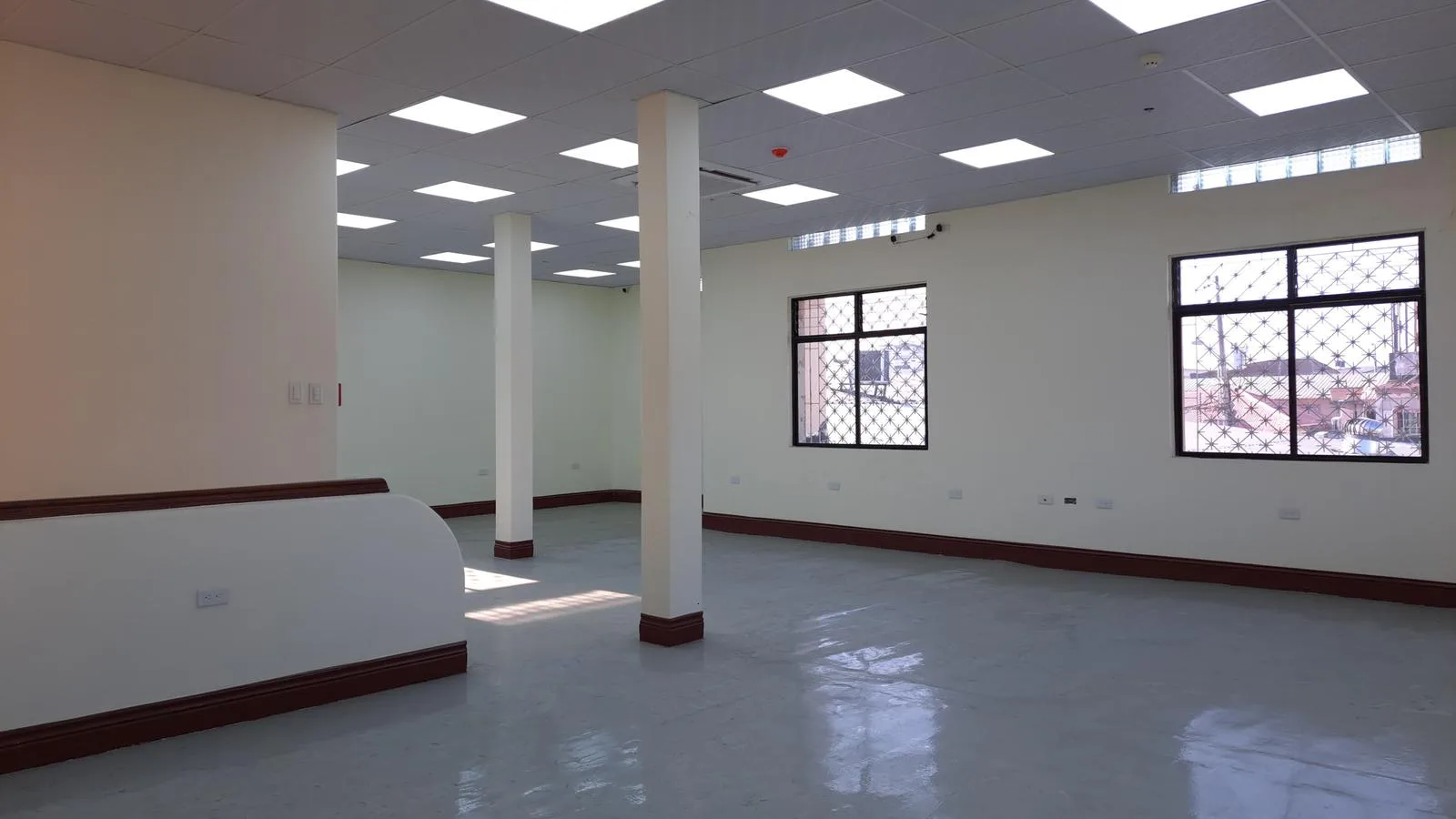 Local Comercial en alquiler Guaranda y Maldonado SanS