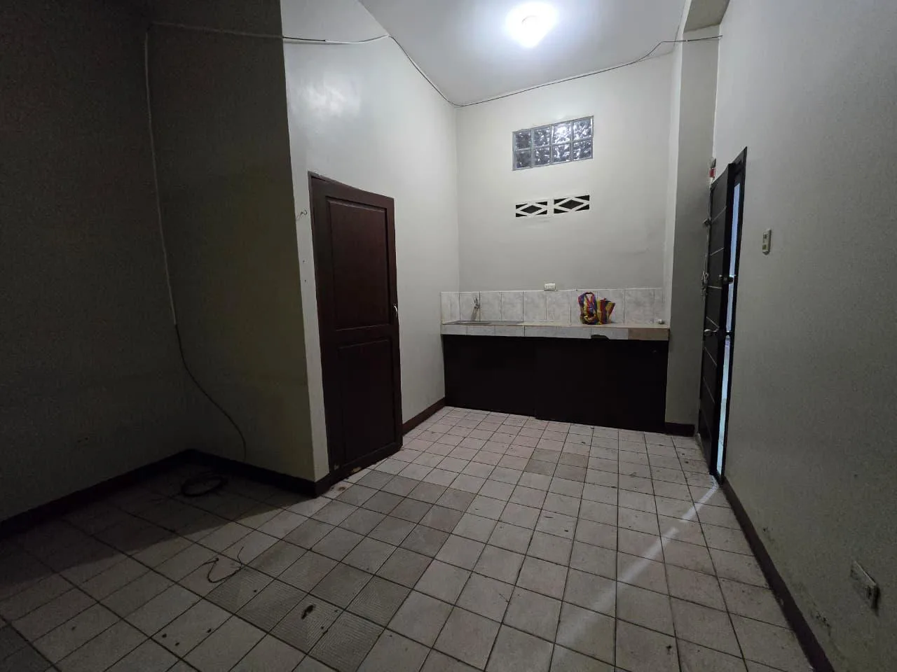 Se vende casa rentera, centro de Guayaquil, AnaA