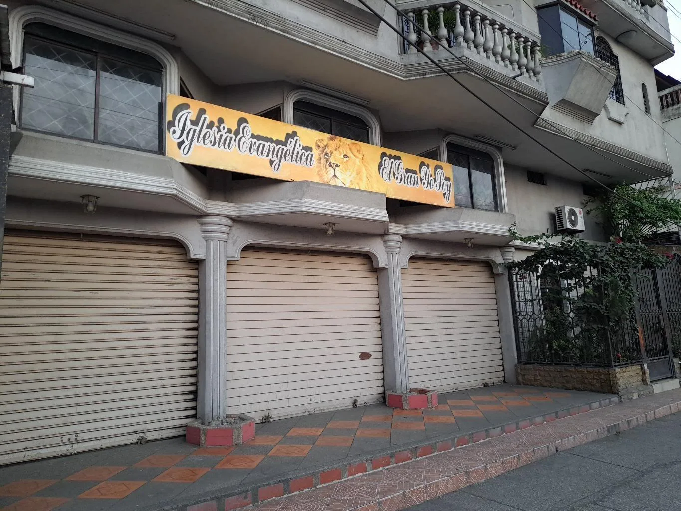 Casa en Venta Av 25 de Julio Sur de Guayaquil SanS