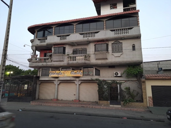 Casa en Venta Av 25 de Julio Sur de Guayaquil SanS