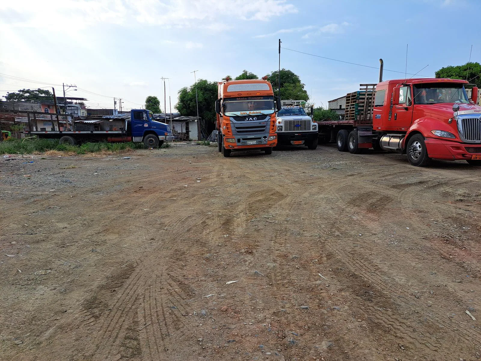 Terreno en Alquiler, Pascuales al lado de Mercado Municipal SanS