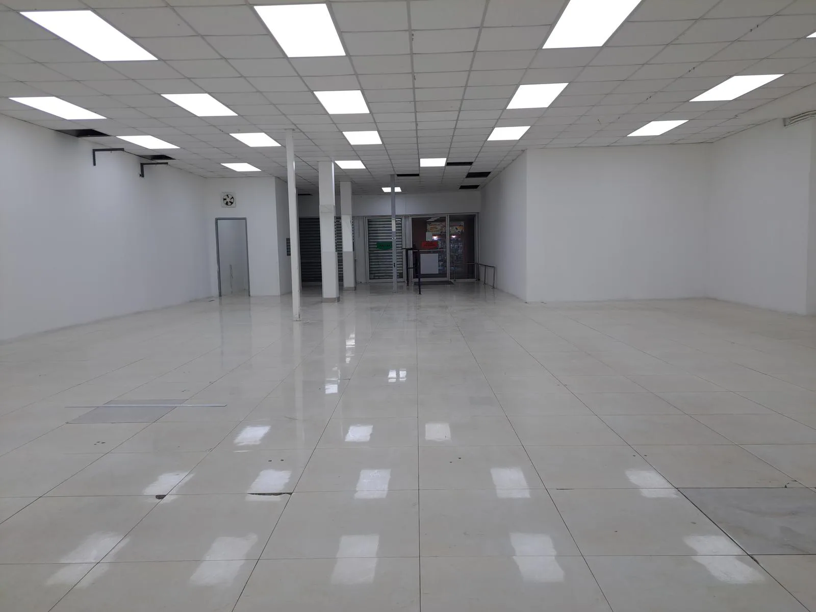 Local Comercial en Alquiler Isla Trinitaria SanS