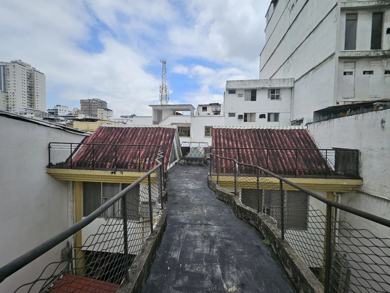 Propiedad rentera en venta en centro de Guayaquil AnaA