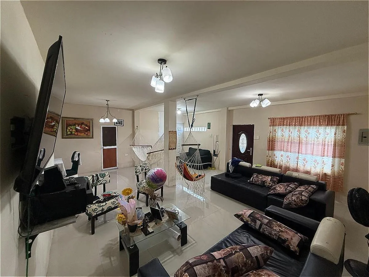 Vendo Casa en la Ciudad de Esmeraldas AleMo