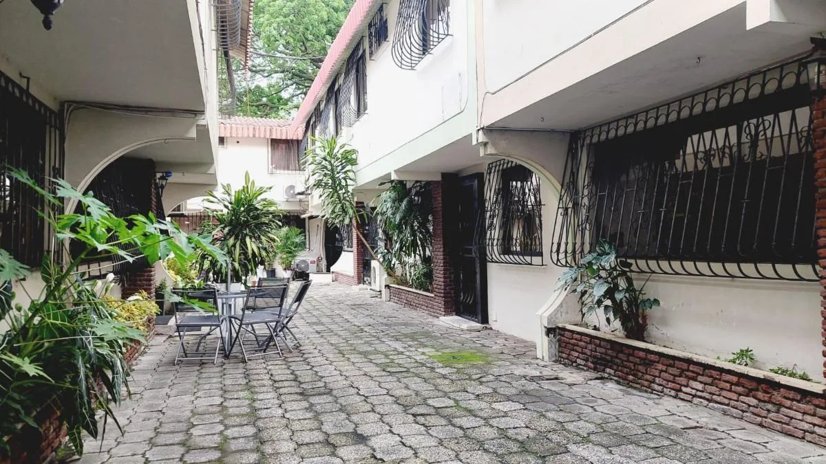 Casa en Venta Urdesa Central avenida Las Monjas y El Salado Norte de Guayaquil GraC