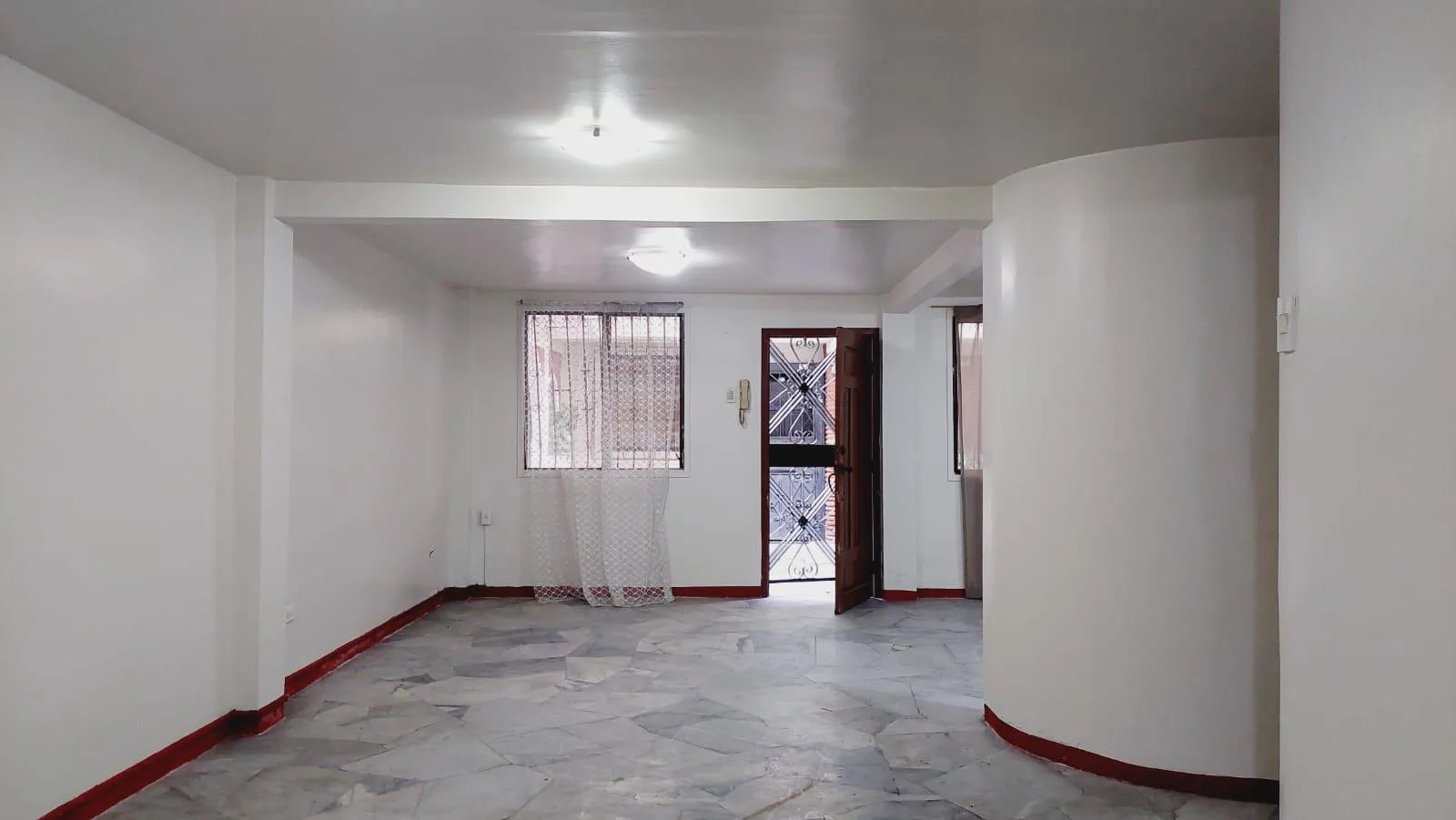 Casa en Venta Urdesa Central avenida Las Monjas y El Salado Norte de Guayaquil GraC