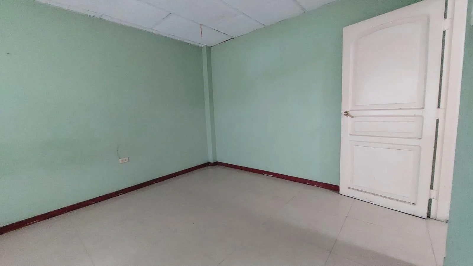 Casa en Venta Urdesa Central avenida Las Monjas y El Salado Norte de Guayaquil GraC
