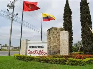 Venta de Terreno Urb. Castilla, Via Salitre AnaA