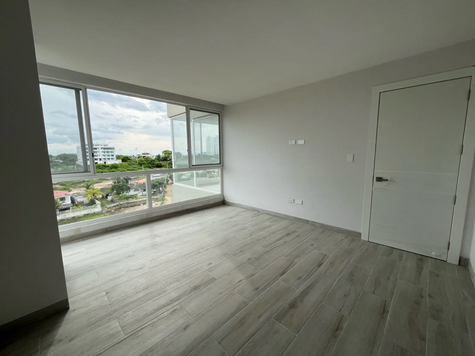 Departamento en venta en Punta Blanca a 100 metros del mar VanRo