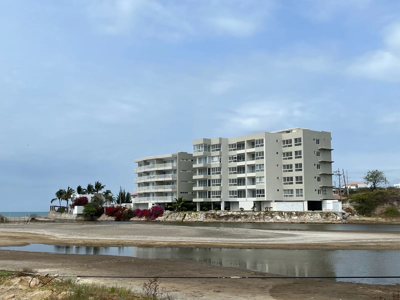 Venta de Departamento en Punta Blanca a 100 metros del mar, Ruta del Sol VanRo