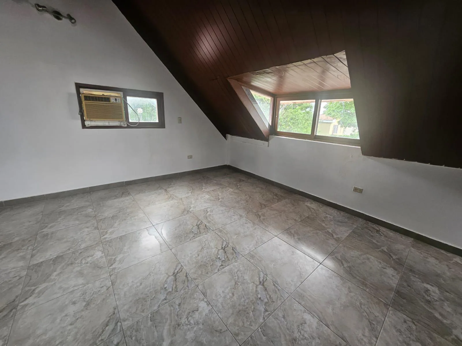 Se vende casa en Lago Capeira AnaA