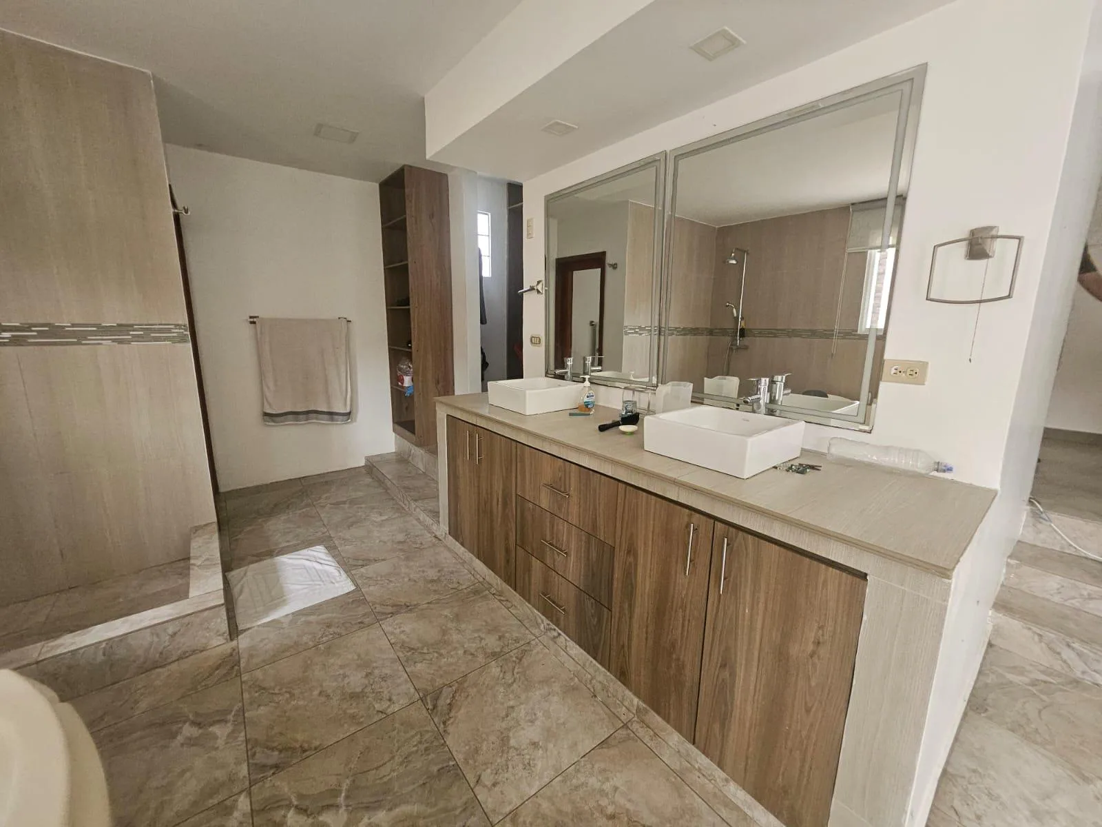 Se vende casa en Lago Capeira AnaA