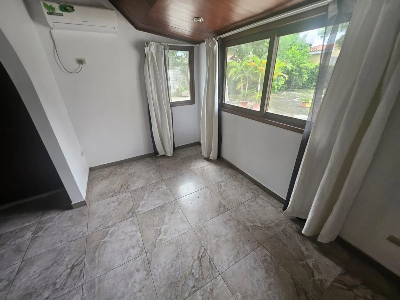 Se vende casa en Lago Capeira AnaA