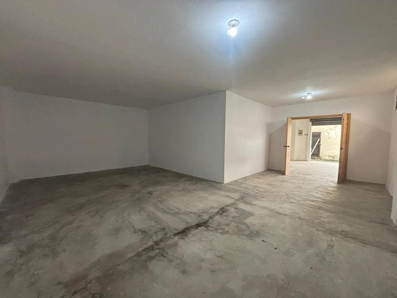 Bodega con Oficina en Alquiler, Ciudadela La Fae, AyS