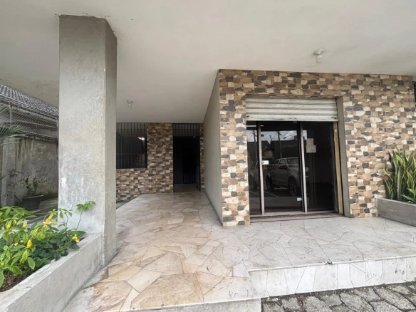 Bodega con Oficina en Alquiler, Ciudadela La Fae, AyS