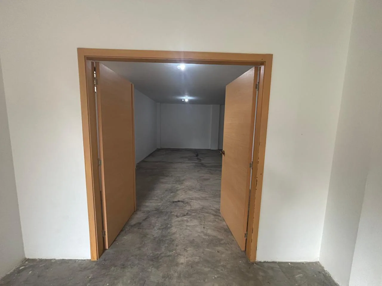 Bodega con Oficina en Alquiler, Ciudadela La Fae, AyS