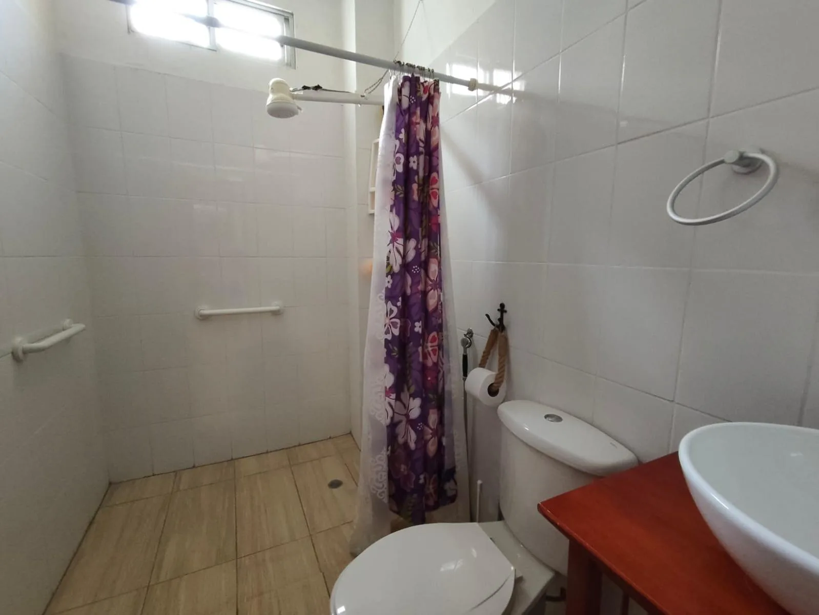 Casa en Venta, Sector Los Esteros, Playas, IriR