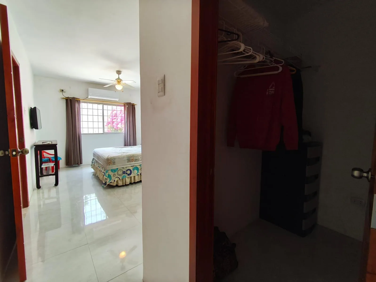 Casa en Venta, Sector Los Esteros, Playas, IriR