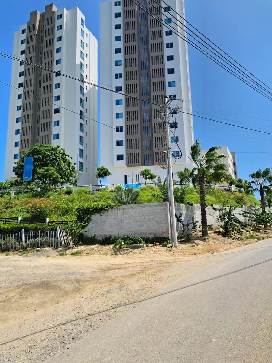 Se Vende Terreno Punta Blanca Santa Elena AnaA