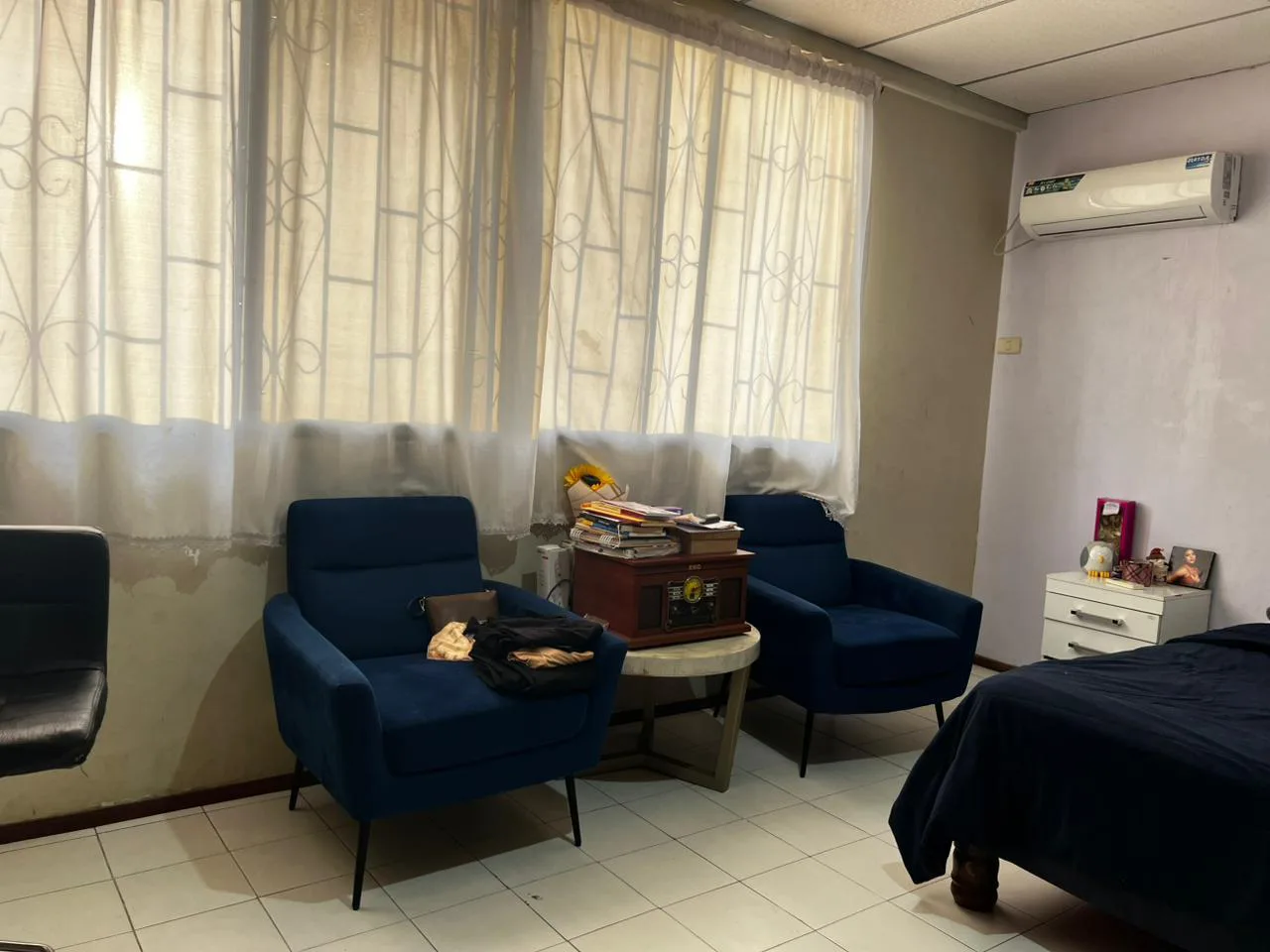Casa en Venta en Los Esteros a media cuadra del TIA SanS