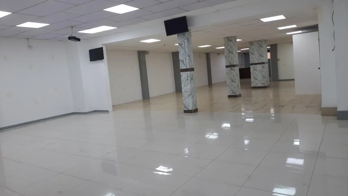 Local Comercial en Alquiler, Primero de Mayo E/ J. De Antepara y G. Moreno EliC