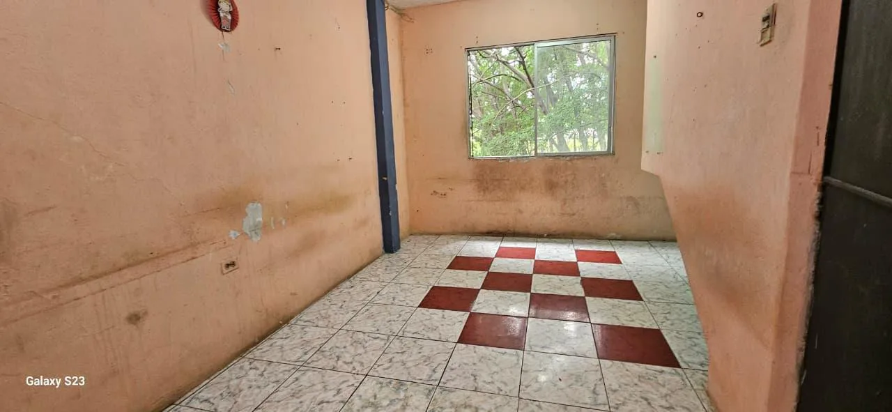 Venta, Casa Rentera, Cdla. Quisquis, cerca a la Facson VivC