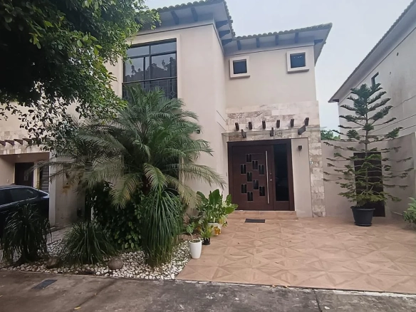 Alquiler casa en Urb. Bosques de la Costa XavL