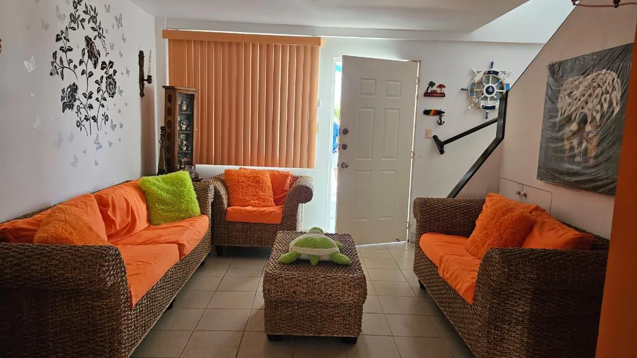 VENTA CASA URB. VILLA MARINA. RUTA SPONDYLUS.CAPAES. SANTA ELENA VivC