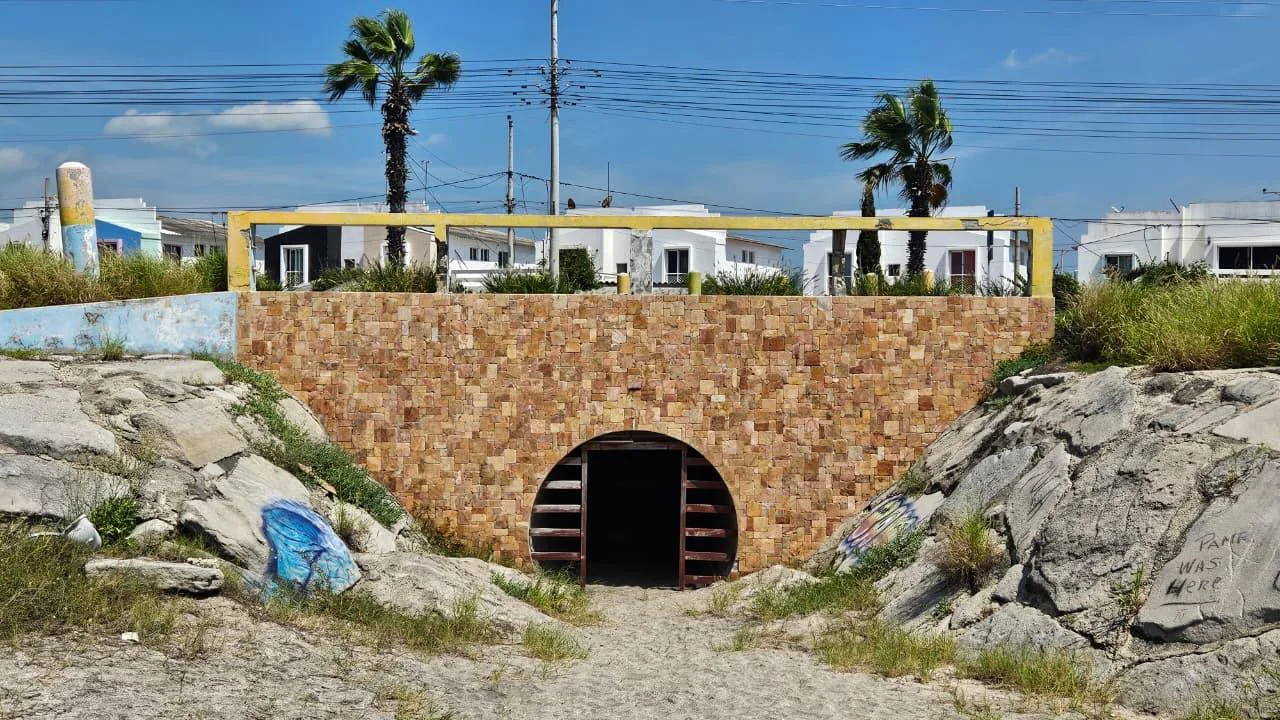VENTA CASA URB. VILLA MARINA. RUTA SPONDYLUS.CAPAES. SANTA ELENA VivC