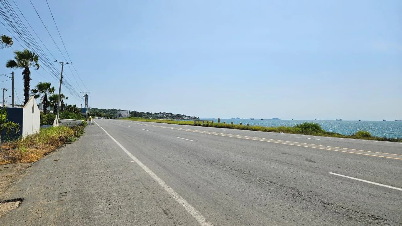 VENTA CASA URB. VILLA MARINA. RUTA SPONDYLUS.CAPAES. SANTA ELENA VivC