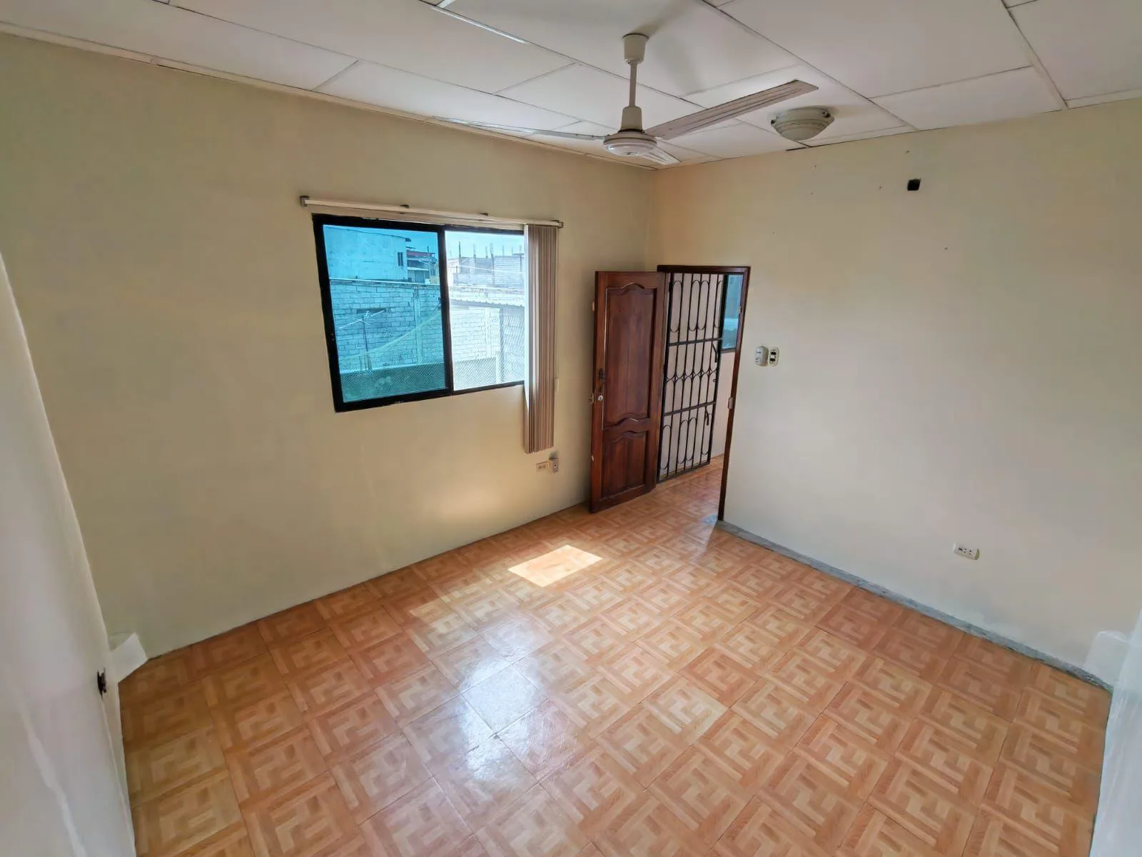 Casa Rentera en venta, Milagro, EliMo