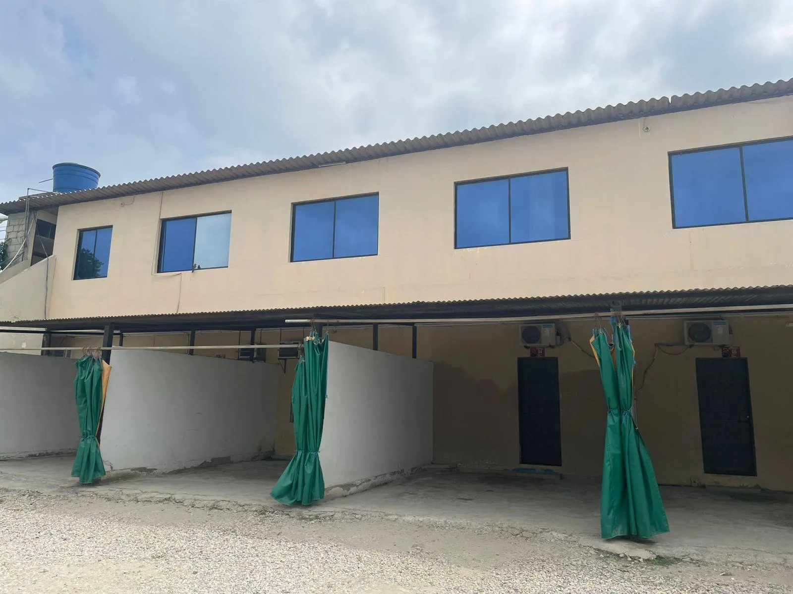 Se vende hotel de paso en Cerro El Tablazo, en Santa Elena JosS