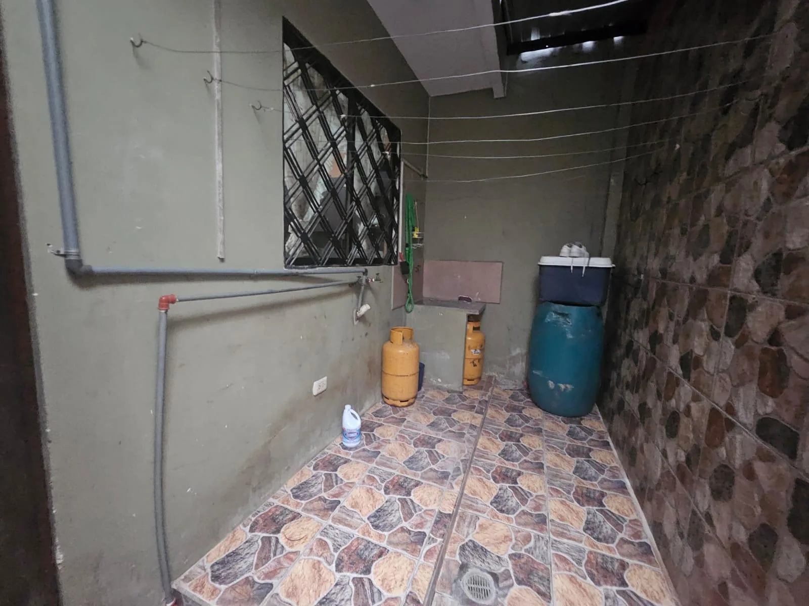 Se vende Casa en Mucho Lote 1, Norte de Guayaquil, AnaA