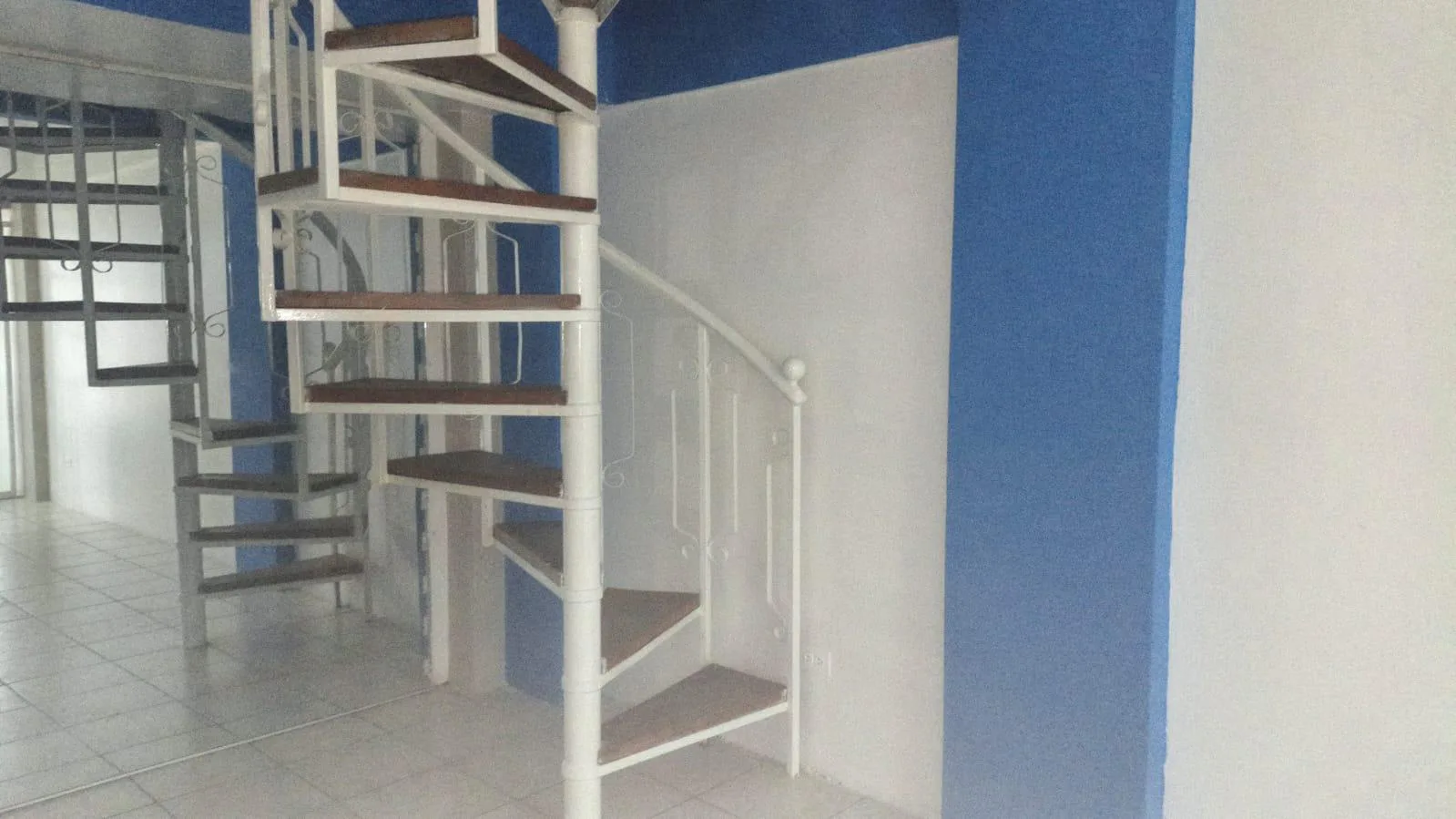 Local en Venta, Pedro Carbo y Diez de Agosto, CC Paseo del Parque PB, EliC