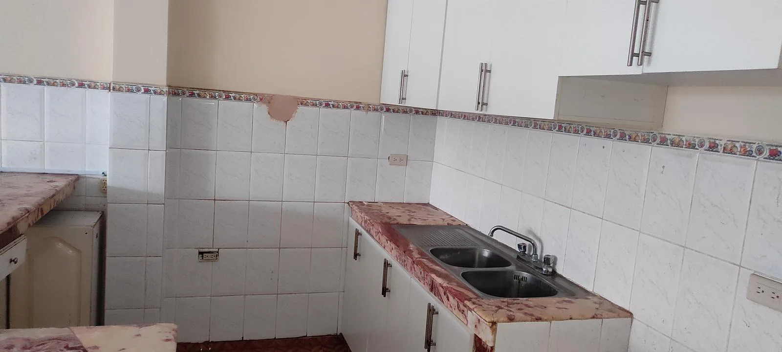 Departamento en Alquiler – Cdla. Acuarelas del Rio MonS