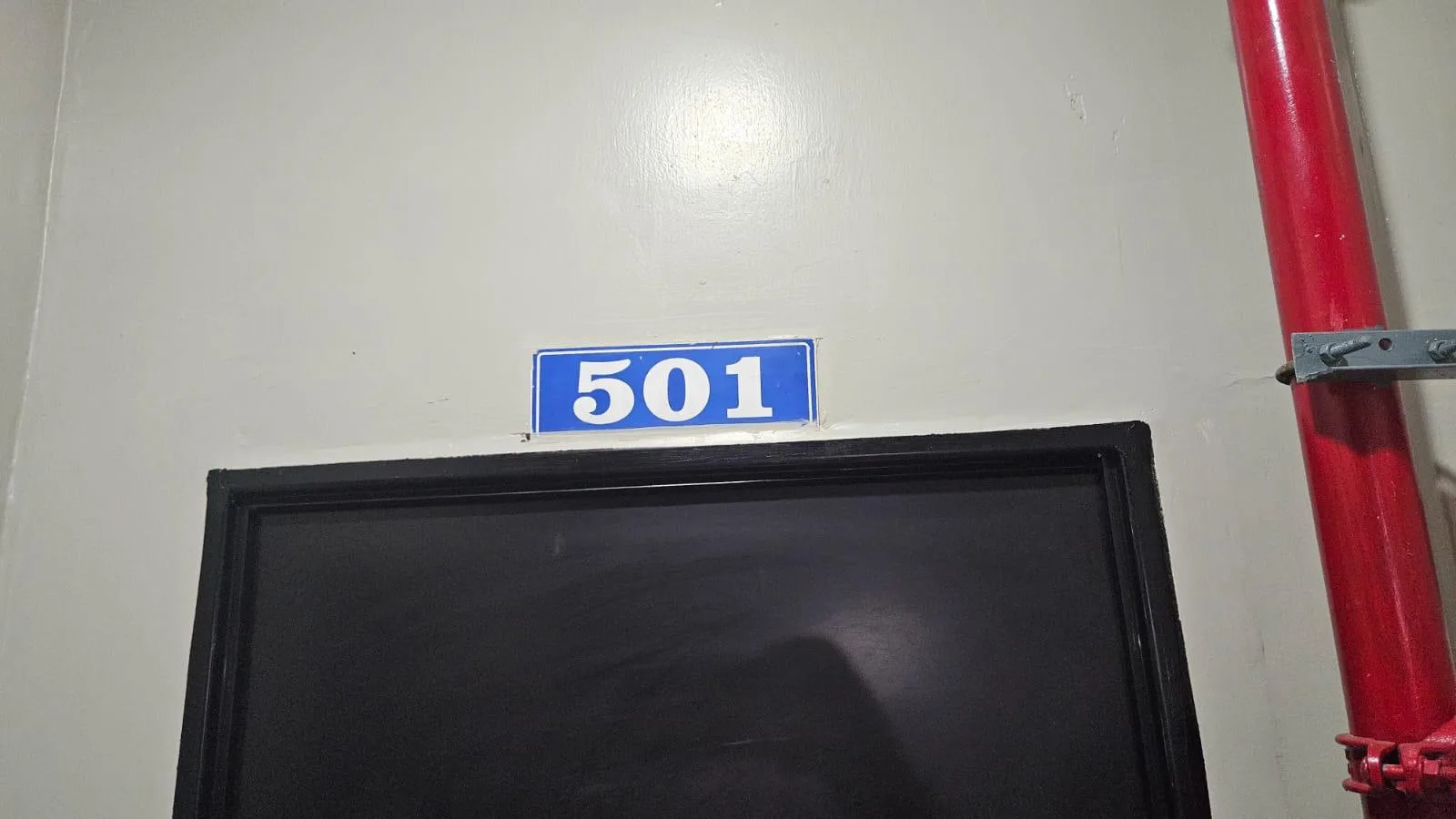7954547_33576598737527727482573349873153759915788103504156382586784636629333013854243.webp VENTA EDIFICIO COMERCIAL Y RESIDENCIAL Baquerizo Moreno y V.M.R VivC