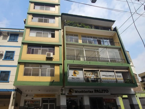 VENTA EDIFICIO COMERCIAL Y RESIDENCIAL Baquerizo Moreno y V.M.R VivC