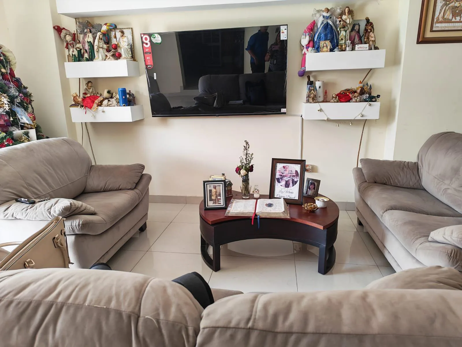 VENTA CASA URB. PUERTO AZUL. VIA A LA COSTA VivC
