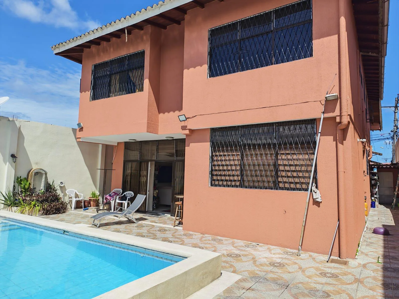 VENTA CASA URB. PUERTO AZUL. VIA A LA COSTA VivC