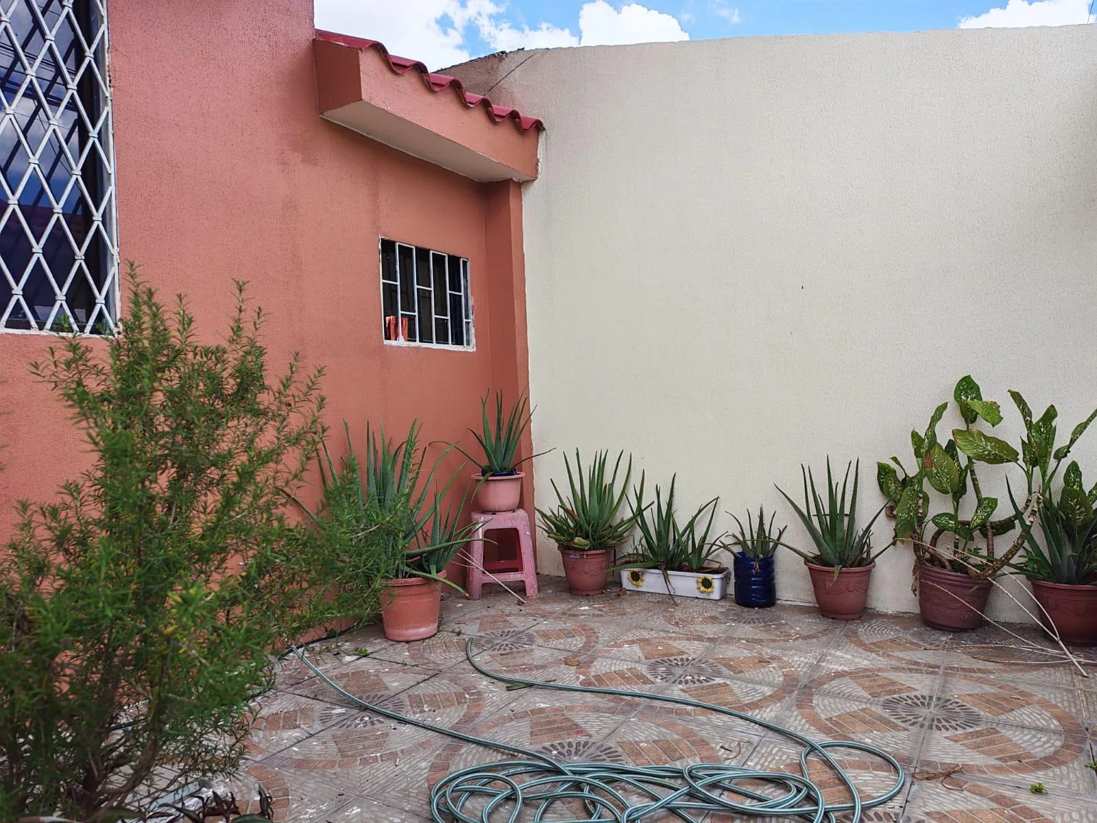 VENTA CASA URB. PUERTO AZUL. VIA A LA COSTA VivC