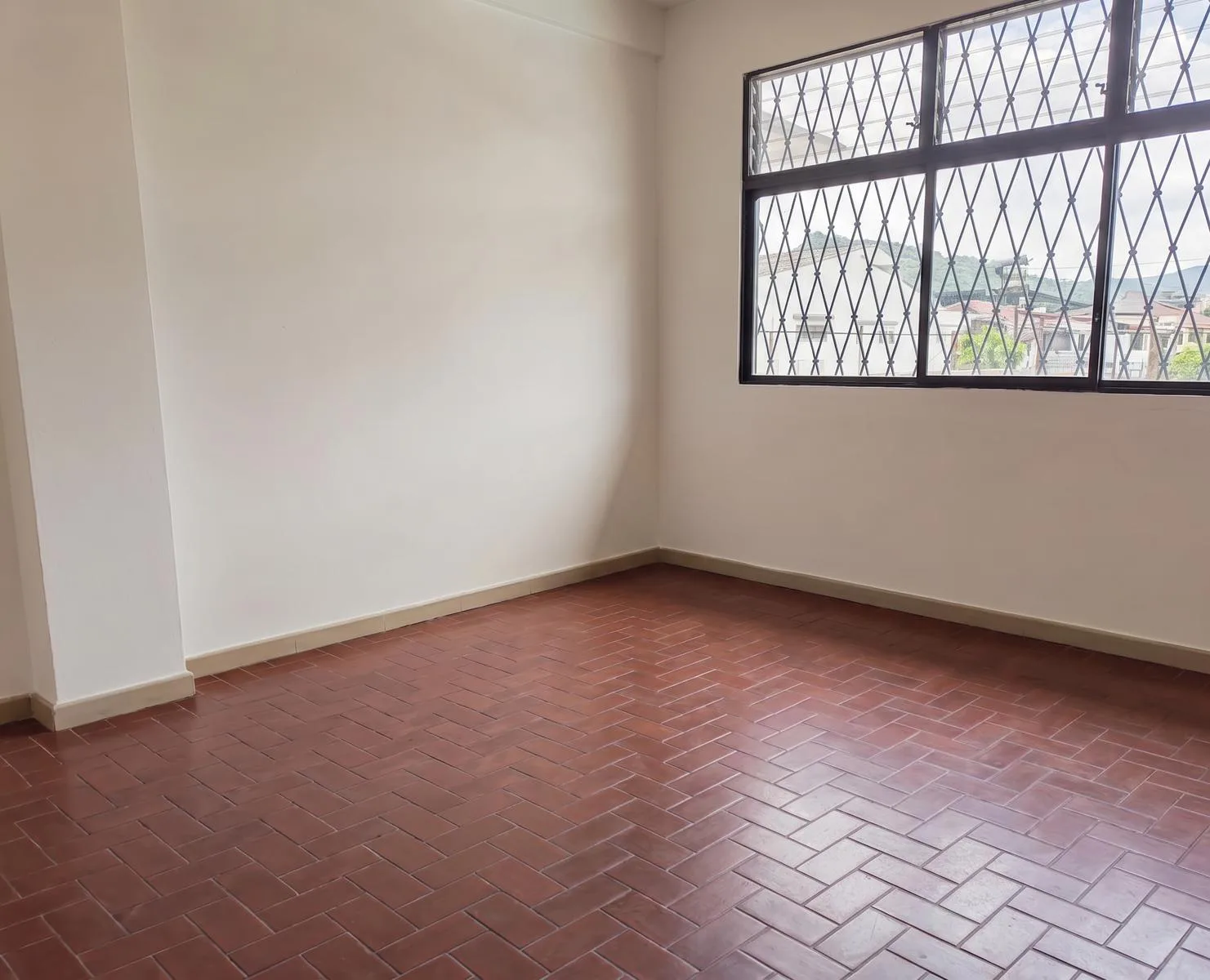 VENTA CASA URB. PUERTO AZUL. VIA A LA COSTA VivC