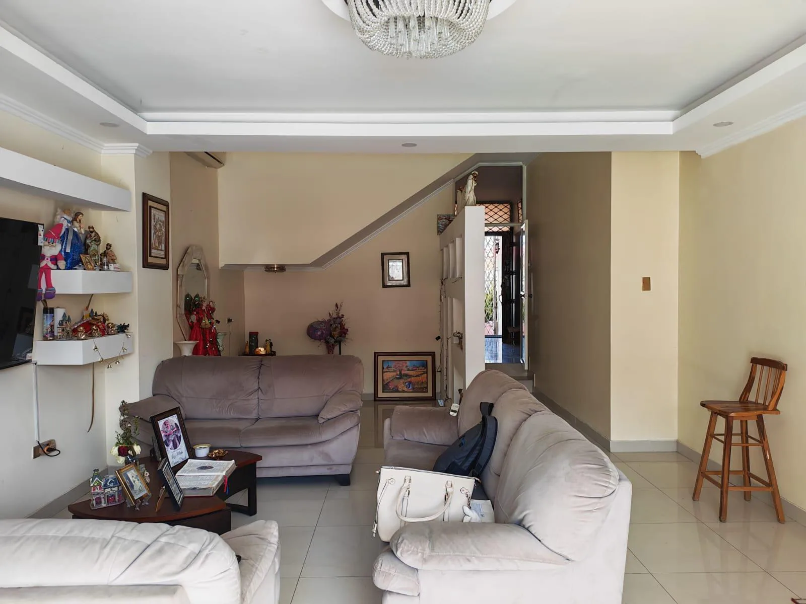 VENTA CASA URB. PUERTO AZUL. VIA A LA COSTA VivC